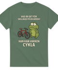 Grön t-shirt med textskämtet "Vad är det för skillnad på en groda? Han kan varken cykla!" samt illustration av en tecknad groda och en cykel – perfekt för pappahumor och vitsälskare