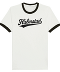 Ringer t-shirt med svart text "Halmstad" i retrostil på vit bakgrund