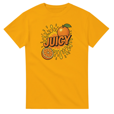 T-shirt med retroinspirerat apelsinmotiv, saftstänk och texten “Juicy” – färgstark och fruktig design för streetstyle och sommarlook.