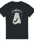 T-shirt med tomte som blir uppstrålad av UFO i vinterscen
