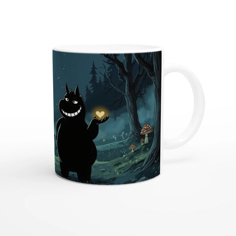 Keramisk mugg med illustrerad kärleksdemon i mörk skogsmiljö, 11 oz