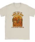Beige t-shirt med westerninspirerad illustration och texten ”I don’t need the laws of man to tell me what I oughta do”.