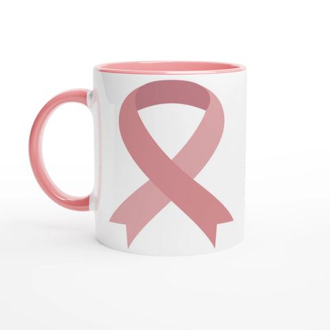 Keramisk vit mugg med Rosa Bandet-motiv och rosa insida, kant och handtag.