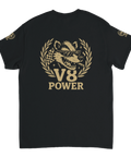 Baksida av svart t-shirt med texten "V8 Power" och grävling med V8 Power