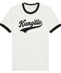 Ringer t-shirt med svart text "Kungälv" i retrostil på vit bakgrund