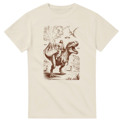 Ljus t-shirt med retroillustration av människa som rider på dinosaurie framför en vulkan