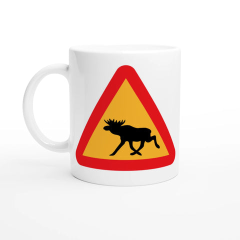 rolig mugg med älg och svensk varningsskylt