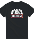 Svart t-shirt med grafiskt motiv av tre gestalter som hänger med texten “Beerless”.