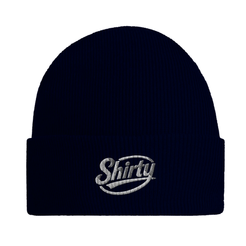 Mössa med vit broderad Shirty-logga