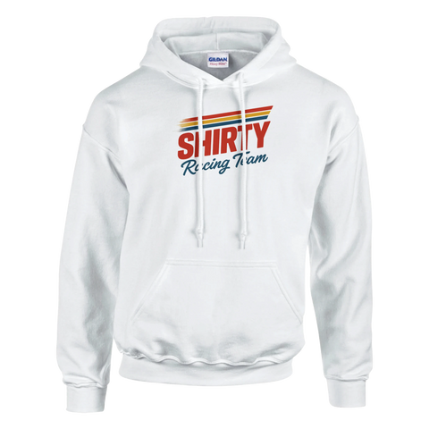 Vit hoodie med färgstark Shirty Racing Team-logga i retro 70-talsstil – perfekt för motorsport och streetwear.