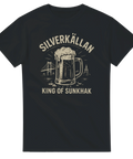 Svart t-shirt med ölsejdel och texten "Silverkällan King of Sunkhak"