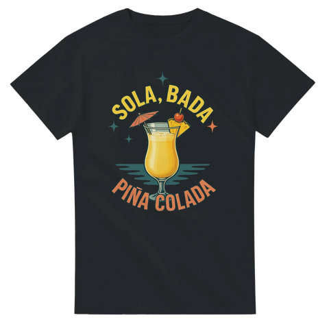 T-shirt med drinkglas och texten "Sola, bada, Piña colada"