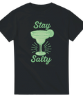 Svart t-shirt med grön margarita och texten ”Stay Salty”. Perfekt för cocktailälskare.