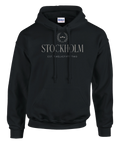 Stilren svart hoodie med Stockholm-tryck i minimalistisk design
