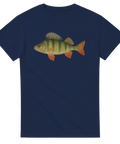 T-shirt med realistisk illustration av abborre – marinblå bakgrund – perfekt för sportfiske och fritid
