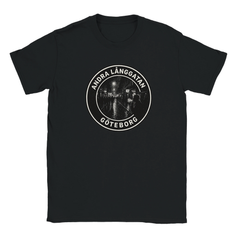 T-shirt med motiv av Andra Långgatan i Göteborg. Perfekt för sunkhak och krogbesökare. 