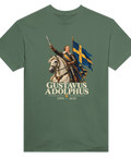 Grön t-shirt med Gustav II Adolf till häst, svensk flagga och texten ”Gustavus Adolphus”