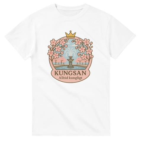 KUNGSAN – Alltid kungligt, alltid stilfullt på t-shirt.
