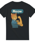 Svart t-shirt med orange katt i blå skjorta och texten “Meow” i pratbubbla