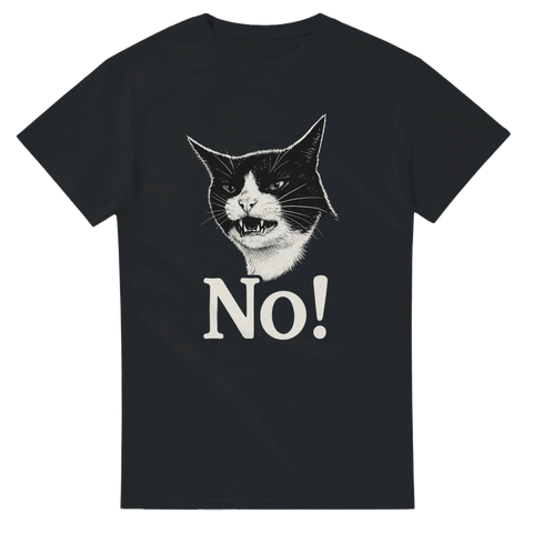 T-shirt med svartvit katt som fräser och texten "No!"
