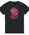 Svart t-shirt med rosa-röda tärningar med hjärtan och texten “The Game of Love” – romantisk och lekfull design för kärleksfull stil.
