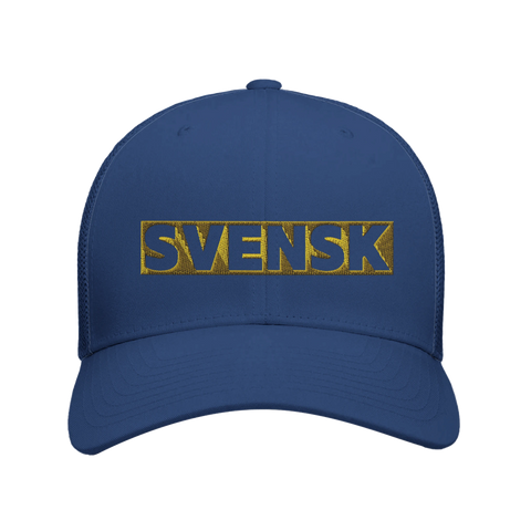 Trucker keps med texten SVENSK i en gul ruta. 