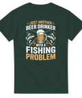 Rolig sportfiske t-shirt med texten beer drinker fishing problem
