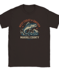 Brun t-shirt med motiv av en hoppande makrill, text "West Coast of Sweden – Makrill County"