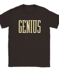 Kul t-shirt med stort tryck i beige text: GENIUS