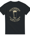 T-shirt med texten Hello Darkness My Old Friend och pintglas i retrostil.