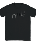 Svart t-shirt med vit minimalistisk text MEOW utformat med kattöron och morrhår