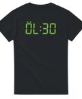 Rolig T-shirt med digital klocka och texten ÖL:30