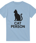 Ljusblå unisex t-shirt med svart siluett av en katt och texten "Cat Person"