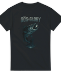 Svart t-shirt med dramatisk illustration av gös i jaktposition och texten "Gös & Glory" i metallisk stil