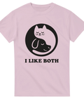 Ljusrosa t-shirt med katt och hund i yin-yang-symbol och texten "I Like Both"