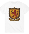 Vit t-shirt med gyllene vapensköld och röd lejonfigur med armborst, texten "SMALAND"