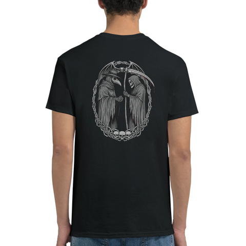Mörk t-shirt med ryggtryck av liemannen och pestdoktor 