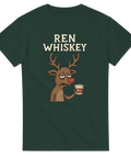 Grön t-shirt med rolig ren som håller ett whiskeyglas och texten “Ren Whiskey”