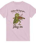 T-shirt med gräshoppa som spelar fiol och texten When Life Bugs You Play On