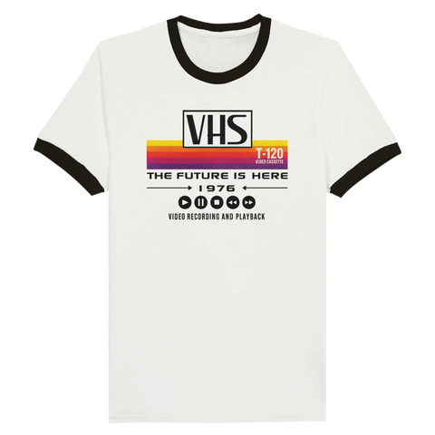 Retro ringer t-shirt med VHS-design och svarta kanter